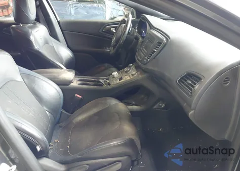 2015 Chrysler 200 S z USA, uszkodzony, nr VIN 1C3CCCBB7FN709478